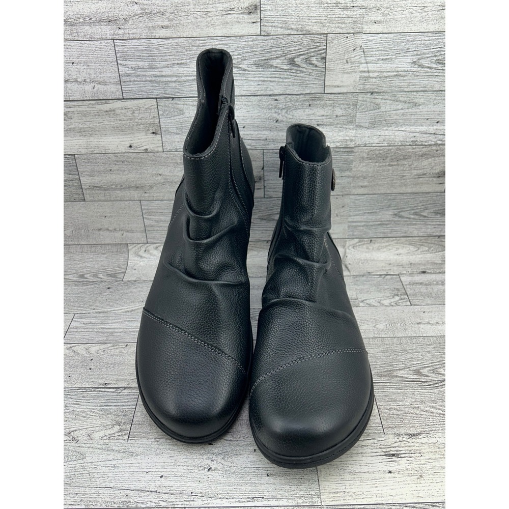 Clarks Collection Black Leather Ruched Ankle‎ Boots Women Size 11M 261530114085